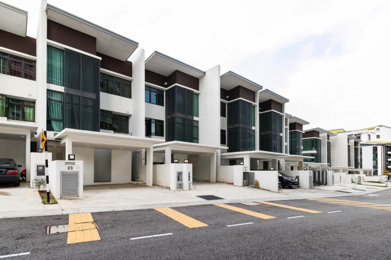 Villa 23 @ Cyberjaya Buitenkant foto